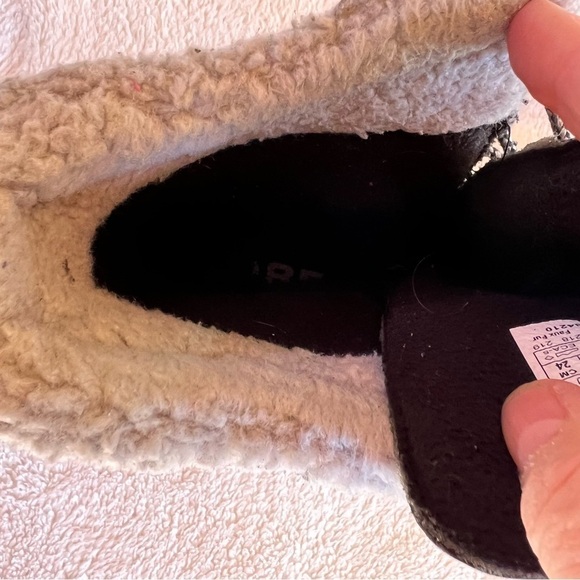 SOREL OUT AND ABOUT LACE UP BLACK WEATHERPROOF BOOTS SIZE 7 EUC - Picture 10 of 13